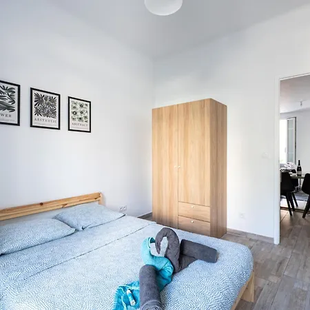 Superbe Proche Gare Apartment *